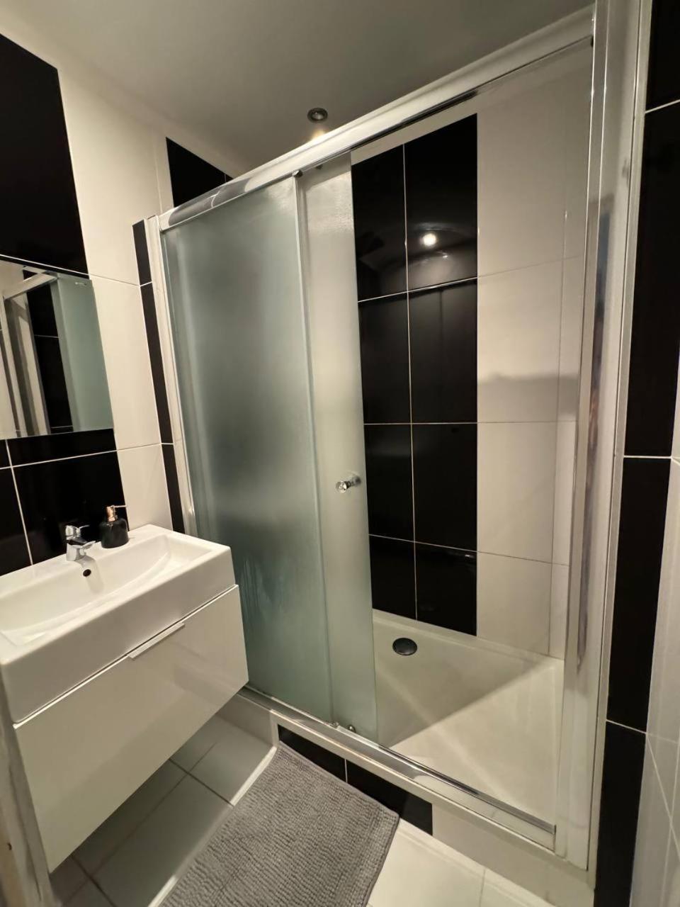 Skau Kutuzovova Free Parking Apartmán